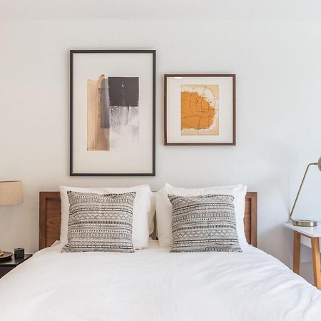 Studio Apartment In Vancouver Dış mekan fotoğraf